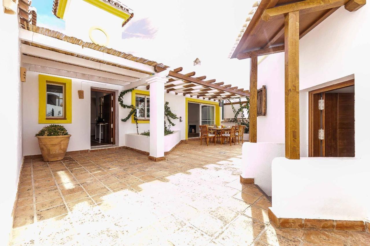 Sur Suites Miraflores Sitio de Calahonda Bagian luar foto